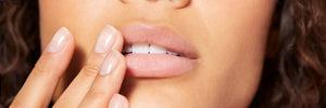 Comment avoir de belles lèvres pulpeuses à tout âge? - NUXE