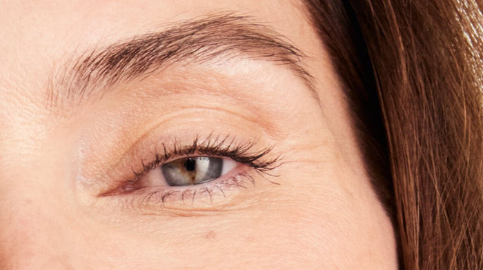 Comment appliquer une crème contour yeux ? - NUXE