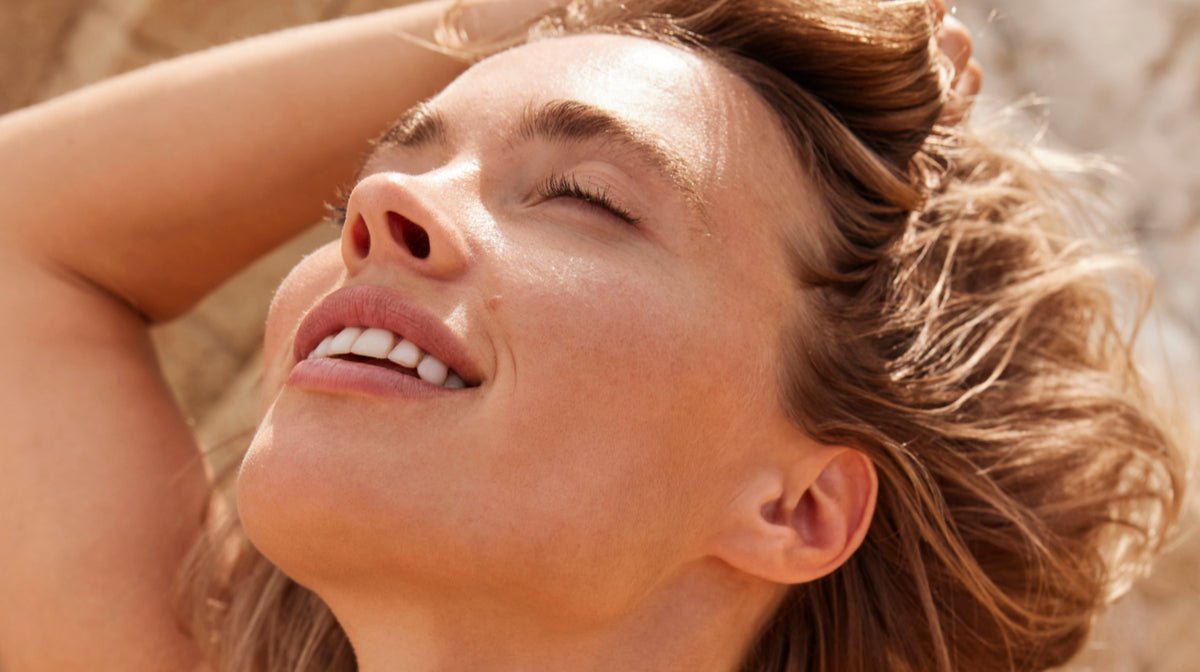 Pourquoi masser son cuir chevelu ? Tous les bénéfices pour les cheveux - NUXE